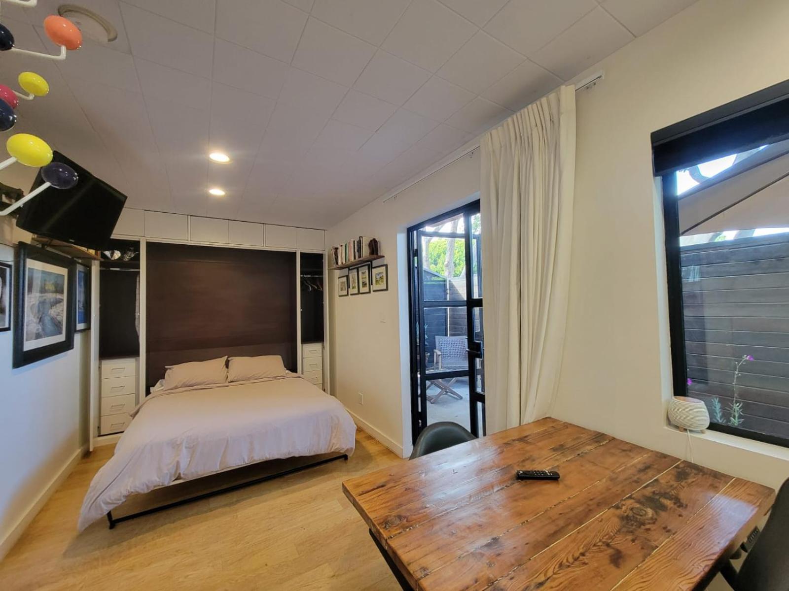 Venice Beach Studio With Large Private Patio Steps To The Beach Лос-Анджелес Экстерьер фото