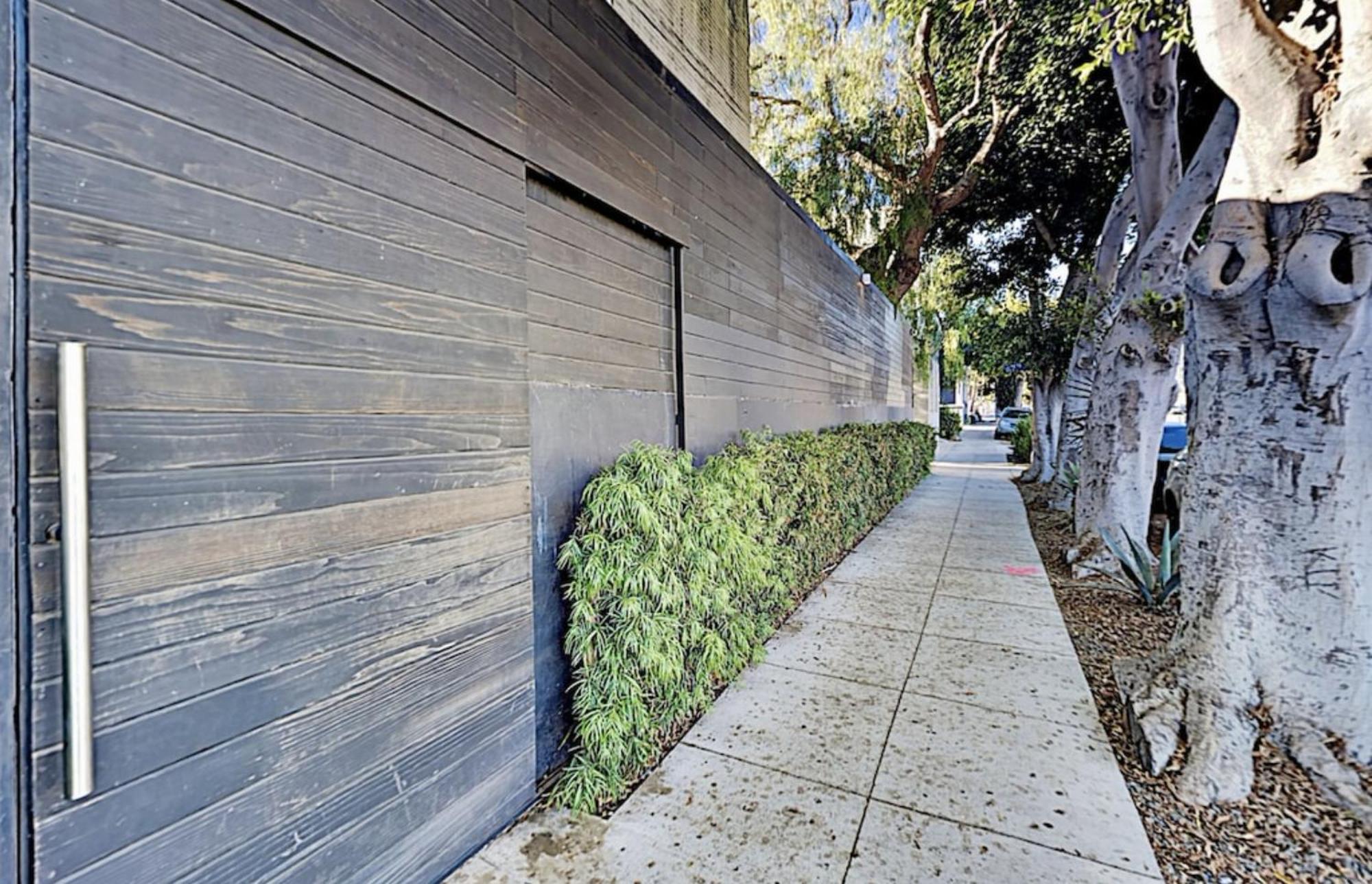 Venice Beach Studio With Large Private Patio Steps To The Beach Лос-Анджелес Экстерьер фото